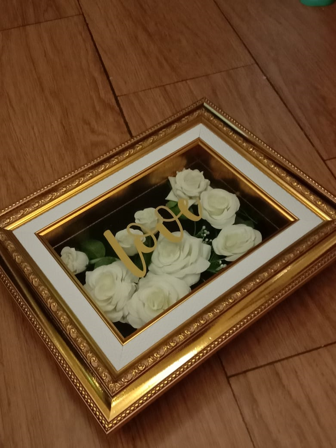 Download Handmade 3d Frame Flower Box With Text Art Gold By Femmeline Gifts Bridestory Com