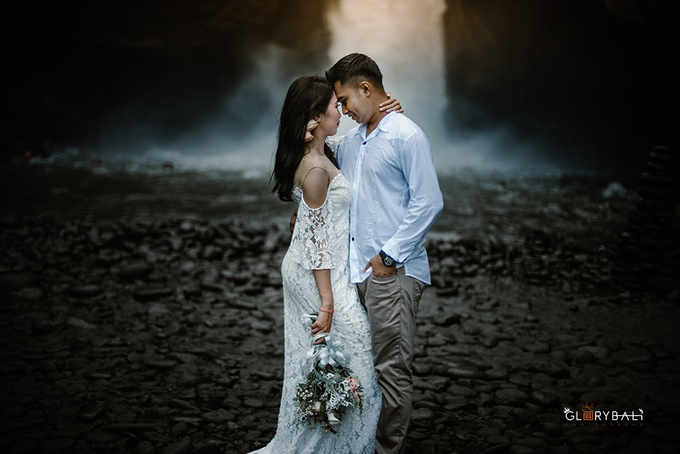 Prewedding photo Ngurah & Intan by ARTGLORY BALI - 010