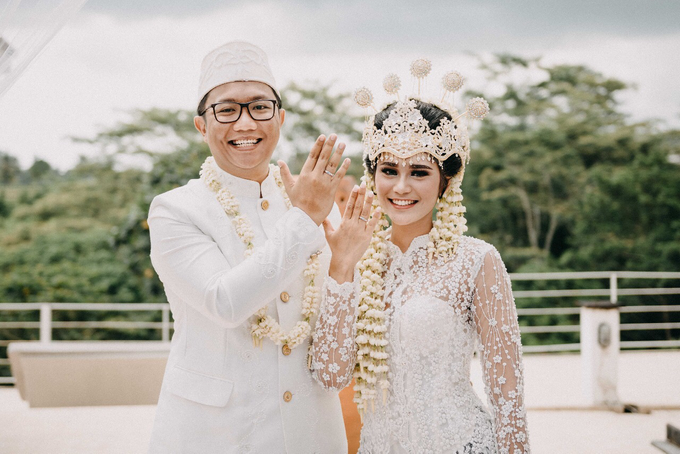 Ayip & Dara Wedding by ARTGLORY BALI - 016