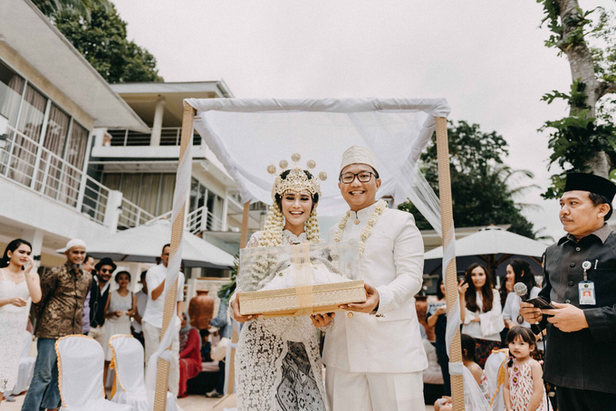 Ayip & Dara Wedding by ARTGLORY BALI - 020