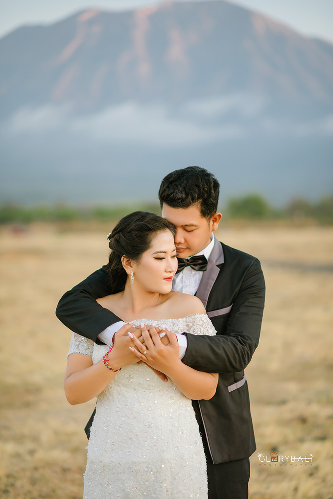Couple Session of S i n d u & S e p t i a n i by ARTGLORY BALI - 012 Couple Session of S i n d u & S e p t i a n i by ARTGLORY BALI - 012