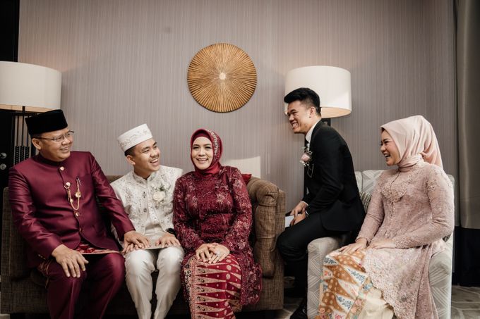 Arum & Fachri Wedding at The Allwynn Ballroom Jakarta by AKSA Creative - 002