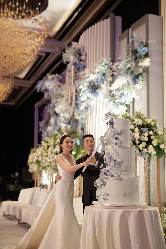 Handy & Devina Wedding by GLOW LIGHT - 006