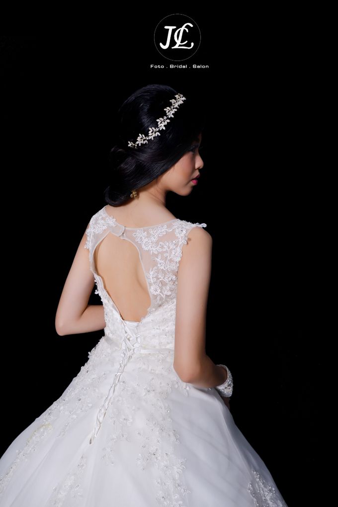 GOWN WEDDING II by JCL FOTO BRIDAL SALON - 003 GOWN WEDDING II by JCL FOTO BRIDAL SALON - 003