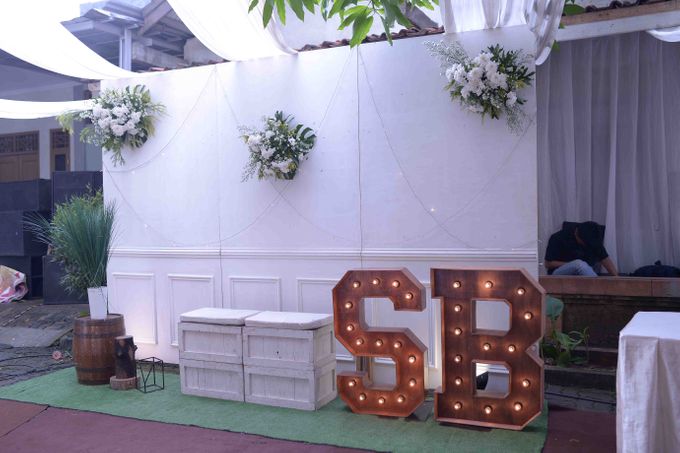 The Wedding of Stevani & Bobi by Decor Everywhere - 011