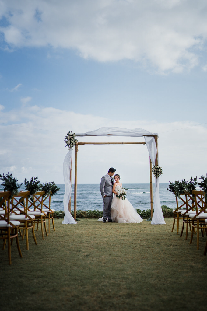 Intimate beach wedding at The Taman Ahimsa by AVAVI BALI WEDDINGS - 004