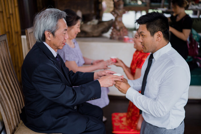 Intimate beach wedding at The Taman Ahimsa by AVAVI BALI WEDDINGS - 005