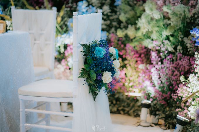 Ayuri & Dheas Wedding Decoration at Gaia Hotel by Valentine Wedding Decoration - 004