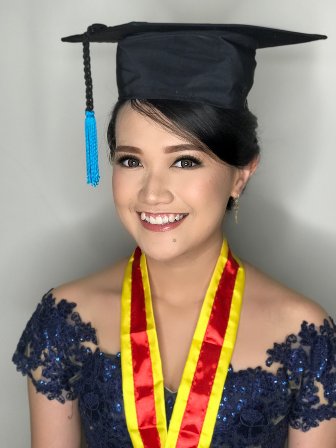 Graduation by AyuAbriyantimakeupartist - 042