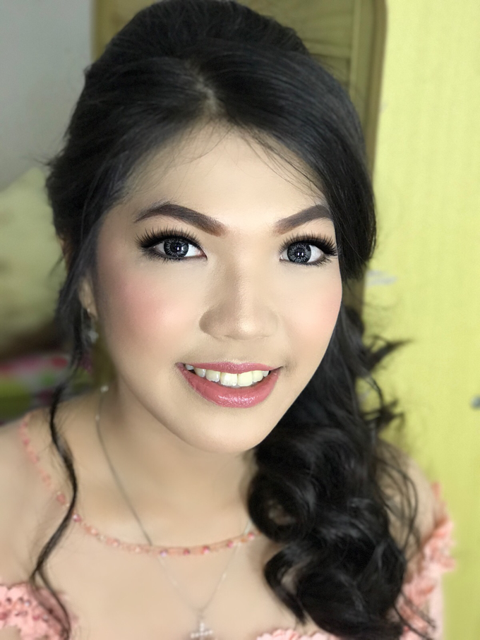 Graduation by AyuAbriyantimakeupartist - 048 Graduation by AyuAbriyantimakeupartist - 048