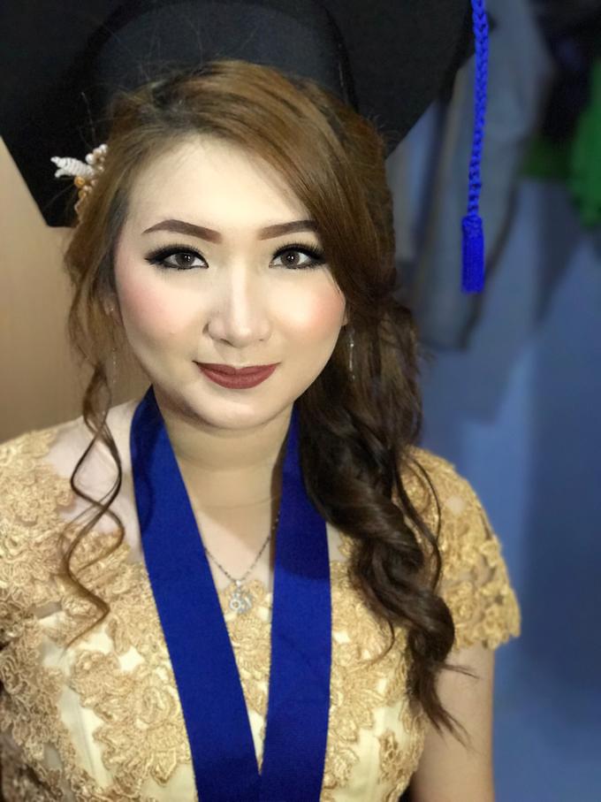 Graduation by AyuAbriyantimakeupartist - 050