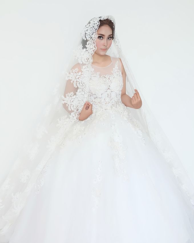 Wedding Gown by Kenneth Bridal - 022