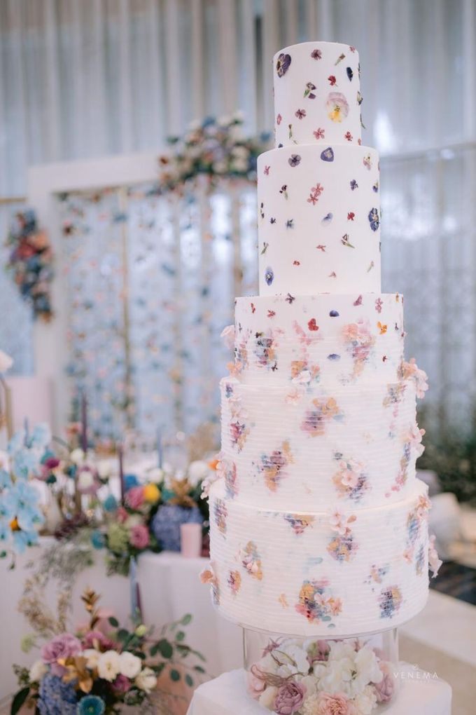 Wedding Cakes by EC Cakery - 010 Wedding Cakes by EC Cakery - 010