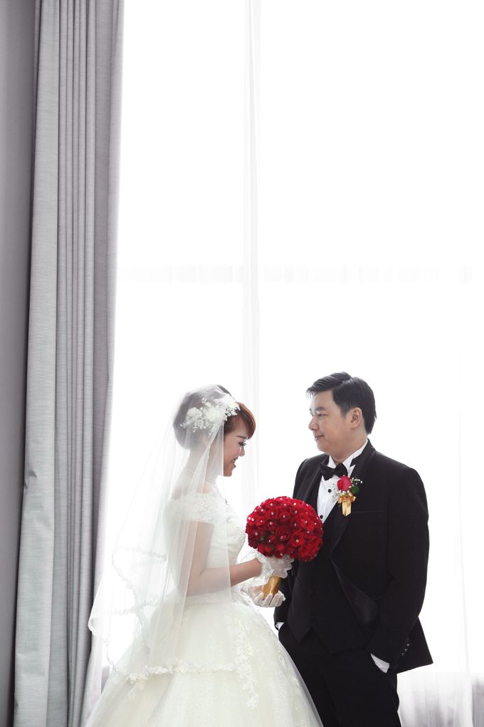 Wedding Day Of Budhi & Diana by Surya Photography & Video - 005 Wedding Day Of Budhi & Diana by Surya Photography & Video - 005