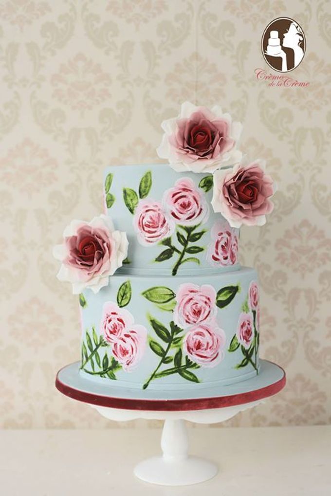 Hand Painted Roses Cake by Creme de la Creme Bali - 001 Hand Painted Roses Cake by Creme de la Creme Bali - 001