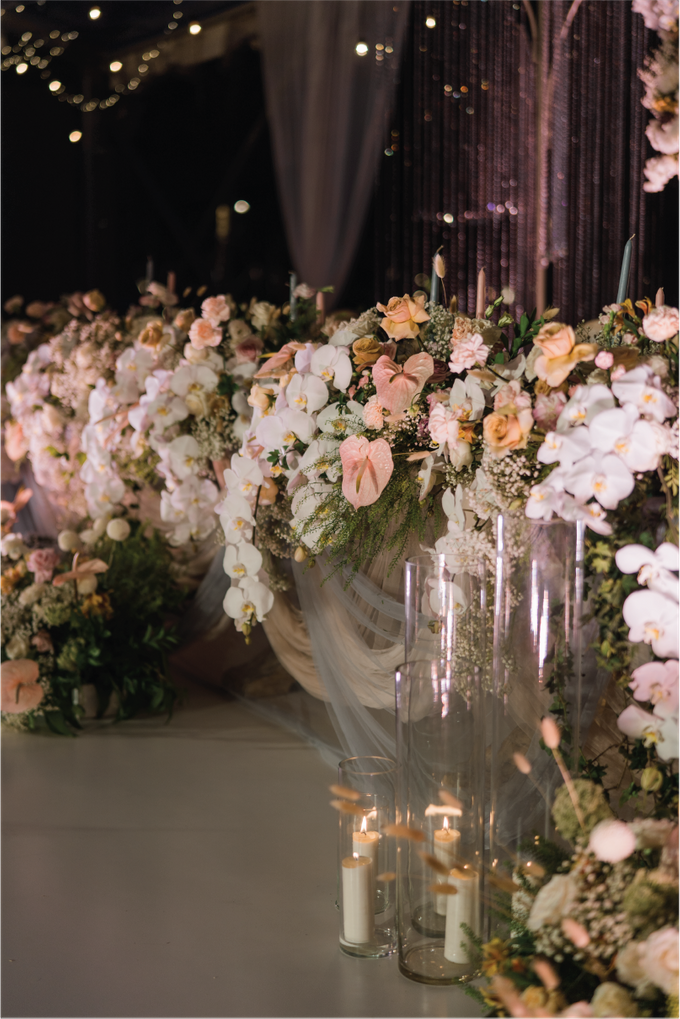 Niko & Melissa Wedding Decoration at Apurva Kempinski by Valentine Wedding Decoration - 042 Niko & Melissa Wedding Decoration at Apurva Kempinski by Valentine Wedding Decoration - 042