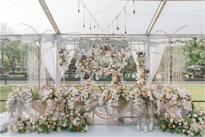 Niko & Melissa Wedding Decoration at Apurva Kempinski by Valentine Wedding Decoration - 014 Niko & Melissa Wedding Decoration at Apurva Kempinski by Valentine Wedding Decoration - 014