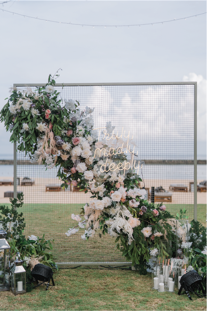 Niko & Melissa Wedding Decoration at Apurva Kempinski by The Apurva Kempinski Bali - 005