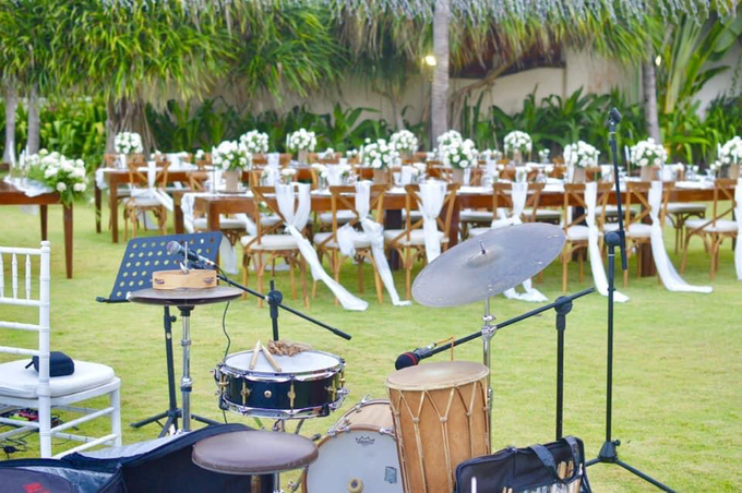 iRaga Trio - The Wedding of Andy & Dessy by BALI LIVE ENTERTAINMENT - 001 iRaga Trio - The Wedding of Andy & Dessy by BALI LIVE ENTERTAINMENT - 001