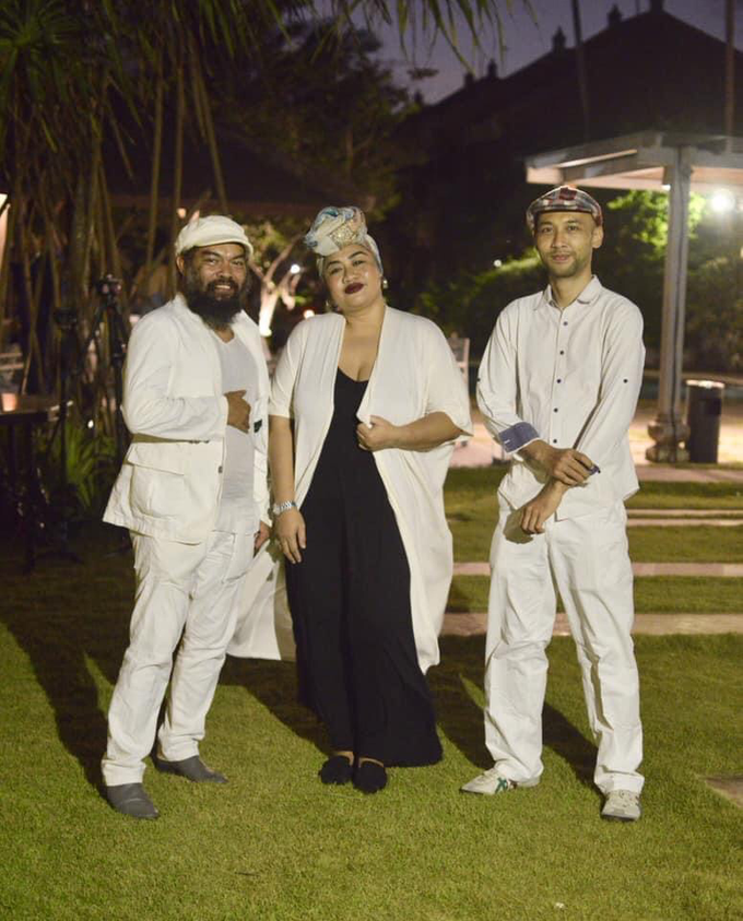 iRaga Trio - The Wedding of Andy & Dessy by BALI LIVE ENTERTAINMENT - 014 iRaga Trio - The Wedding of Andy & Dessy by BALI LIVE ENTERTAINMENT - 014