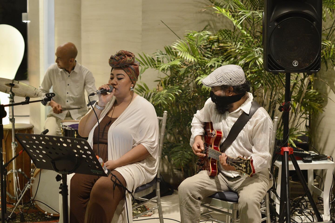 iRaga Trio - Adrian & Celine Wedding by BALI LIVE ENTERTAINMENT - 028 iRaga Trio - Adrian & Celine Wedding by BALI LIVE ENTERTAINMENT - 028