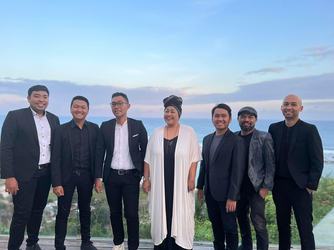 Allan & Gaby wedding, Iraga Band feat Bali Bossa by BALI LIVE ENTERTAINMENT - 013 Allan & Gaby wedding, Iraga Band feat Bali Bossa by BALI LIVE ENTERTAINMENT - 013