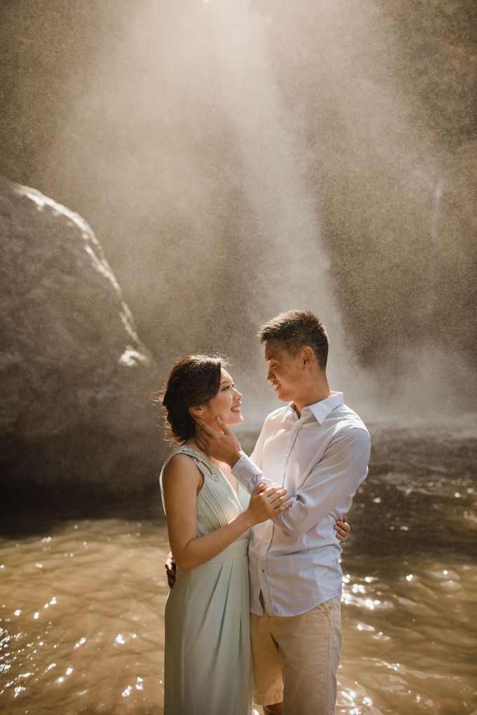 Blangsinga Engagement in Bali by Maxtu Photography - 012 Blangsinga Engagement in Bali by Maxtu Photography - 012
