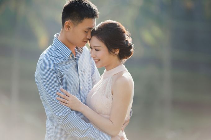 Blangsinga Engagement in Bali by Maxtu Photography - 002 Blangsinga Engagement in Bali by Maxtu Photography - 002