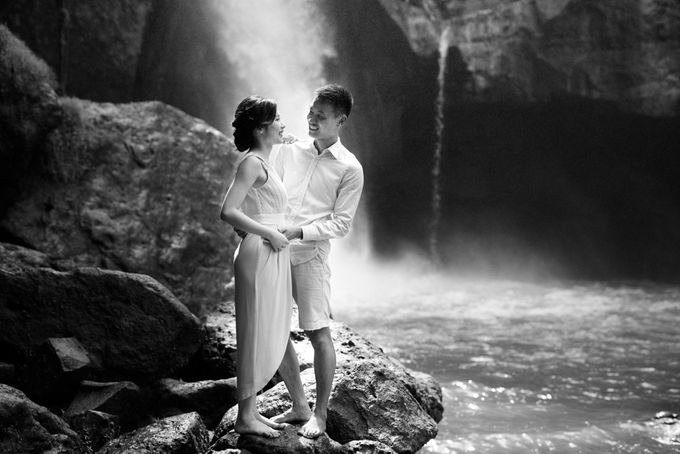 Blangsinga Engagement in Bali by Maxtu Photography - 023 Blangsinga Engagement in Bali by Maxtu Photography - 023