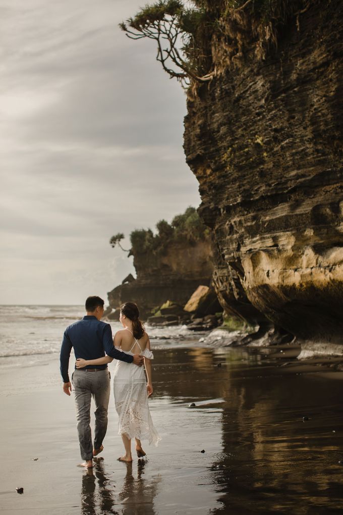 Blangsinga Engagement in Bali by Maxtu Photography - 033 Blangsinga Engagement in Bali by Maxtu Photography - 033