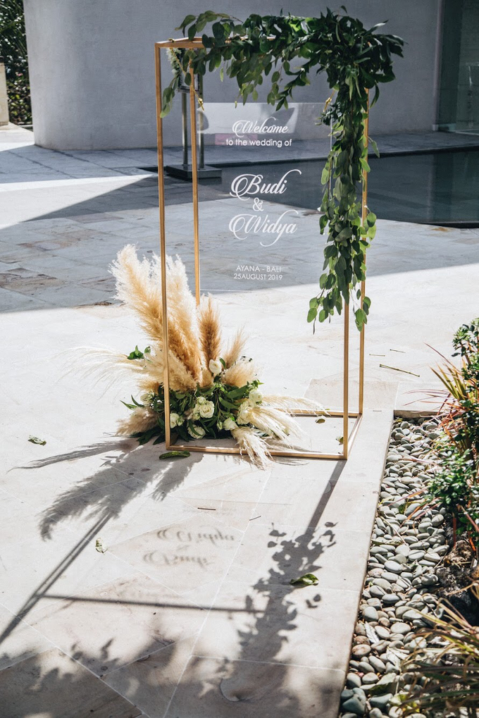 Budi and Widya Wedding by Bali Wonderful Decor - 020 Budi and Widya Wedding by Bali Wonderful Decor - 020
