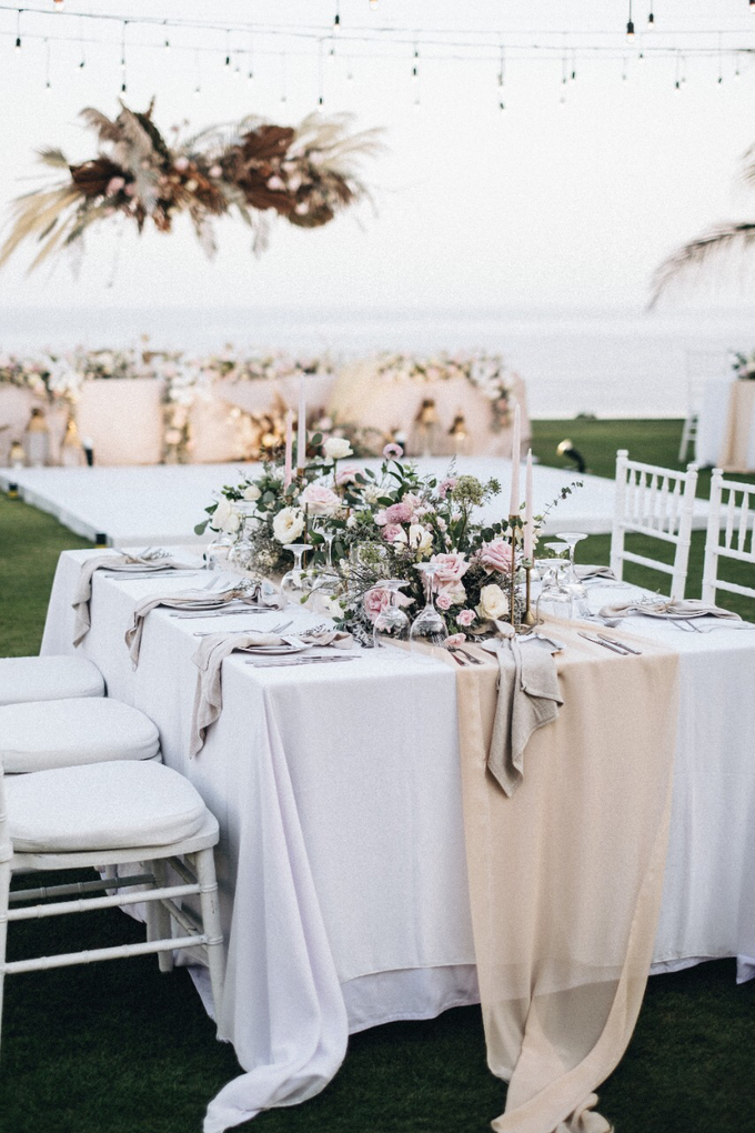 Polly and Tom Wedding by Bali Wonderful Decor - 010 Polly and Tom Wedding by Bali Wonderful Decor - 010