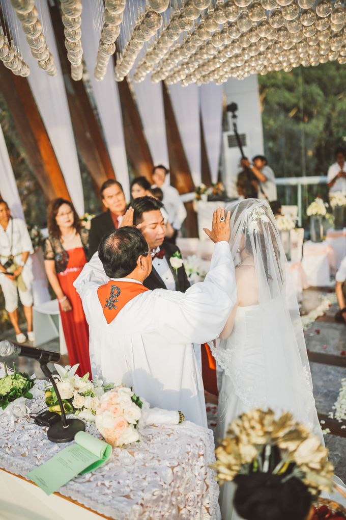Bali Chapel Wedding - Roy & Sherry by The Deluzion Visual Works - 028 Bali Chapel Wedding - Roy & Sherry by The Deluzion Visual Works - 028