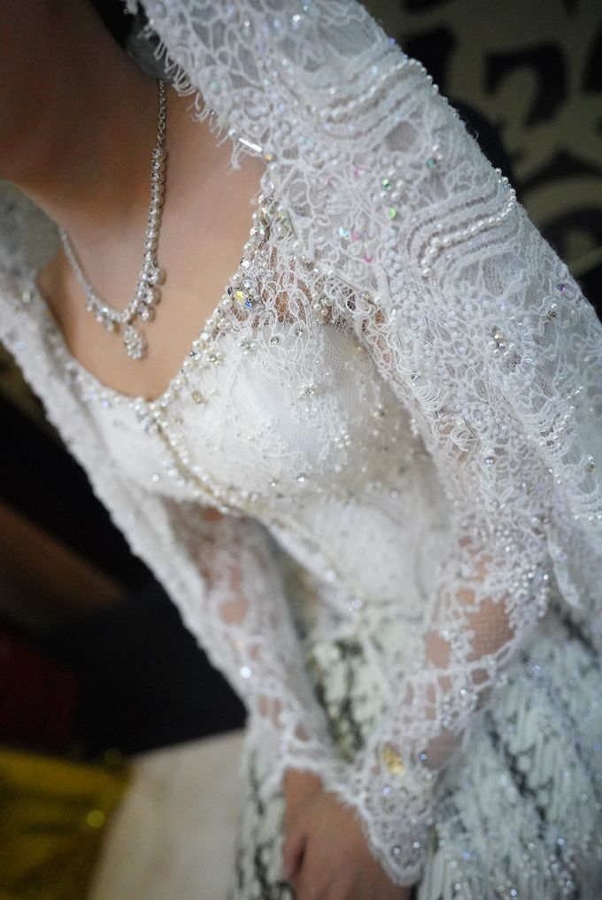 Wedding Rachima by Zia Brides Make Up Artist & Kebaya - 015 Wedding Rachima by Zia Brides Make Up Artist & Kebaya - 015