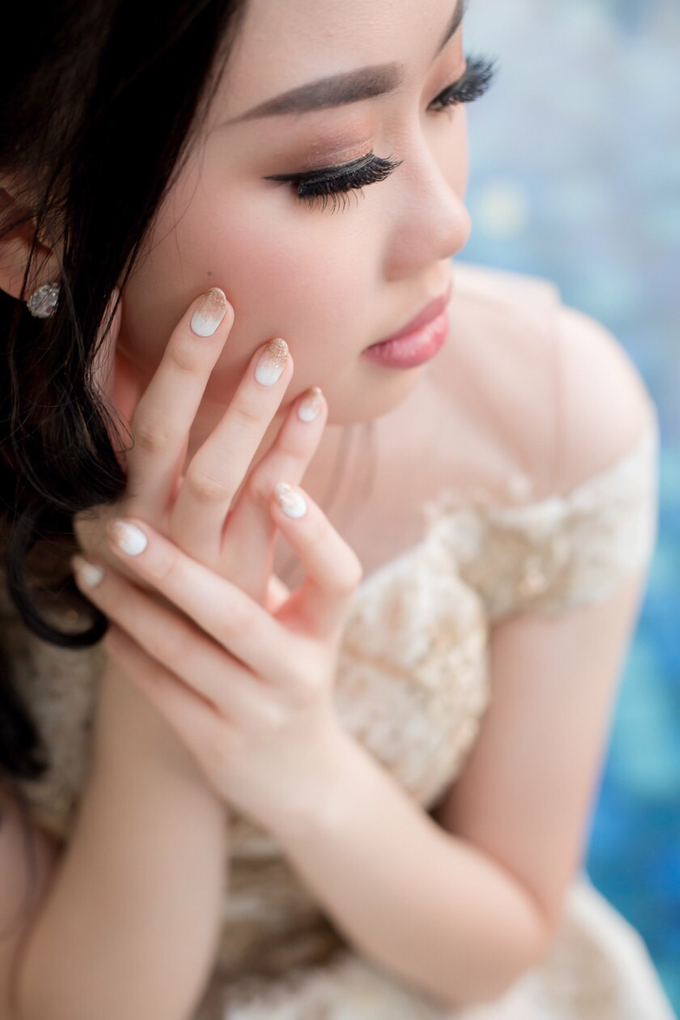As sweet as the seventeen year old.  by Rachel Liem Makeup - 004