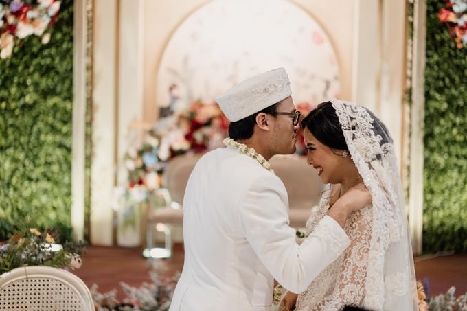 Andin & Tama Wedding at Sultan Hotel Jakarta by AKSA Creative - 031