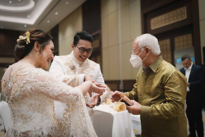 Nadia & Omar Wedding at The Sultan Hotel Jakarta by Barva Entertainment - 027 Nadia & Omar Wedding at The Sultan Hotel Jakarta by Barva Entertainment - 027
