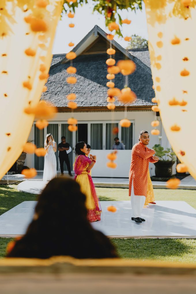 Shreya & Alin Mehendi Wedding at Villa Puri Nirwana Bali by AKSA Creative - 013 Shreya & Alin Mehendi Wedding at Villa Puri Nirwana Bali by AKSA Creative - 013