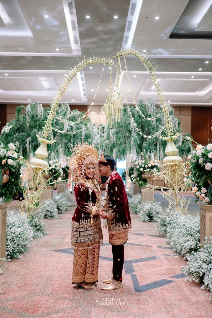 Nadine & Alfhatoni by PUSPITA SAWARGI (wedding and catering service) - 018