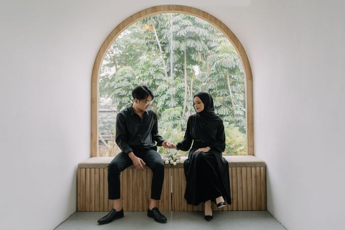 Prewedding of Nabila & Eko at Studio Dharmawangsa by Warna Project - 014 Prewedding of Nabila & Eko at Studio Dharmawangsa by Warna Project - 014