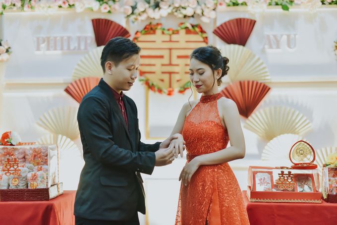 The Engagement of Ayu & Philip at My King PT. Raja Kuring by Warna Project - 038 The Engagement of Ayu & Philip at My King PT. Raja Kuring by Warna Project - 038