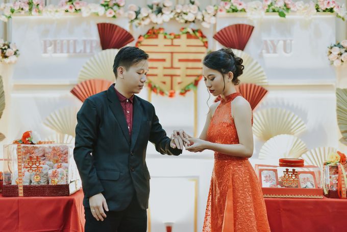 The Engagement of Ayu & Philip at My King PT. Raja Kuring by Warna Project - 041 The Engagement of Ayu & Philip at My King PT. Raja Kuring by Warna Project - 041