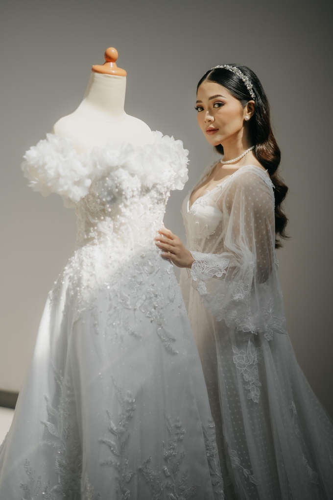 The wedding of Krisna & Devi by kadekbaliwedding - 005