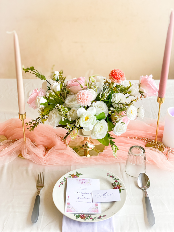 Table Decoration by Benoite Florist - 002 Table Decoration by Benoite Florist - 002