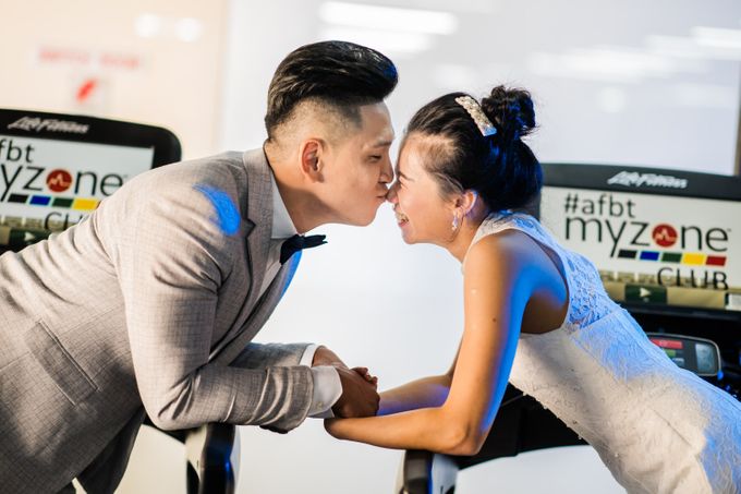 Anytime Fitness Engagement Shoot Singapore by Daniel Sim Photography by The Gown Warehouse - 010 Anytime Fitness Engagement Shoot Singapore by Daniel Sim Photography by The Gown Warehouse - 010