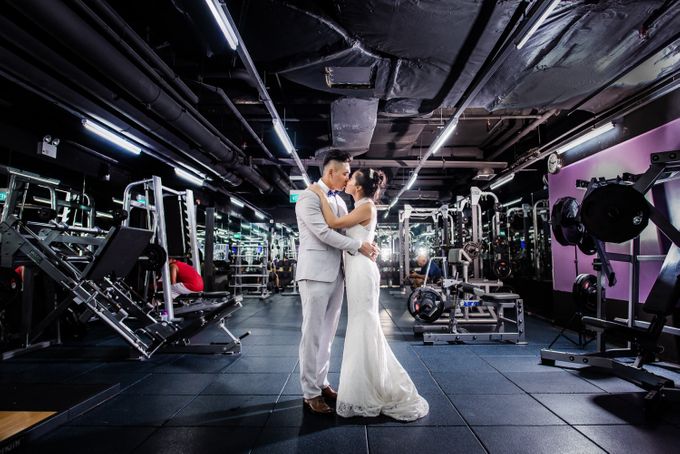 Anytime Fitness Engagement Shoot Singapore by Daniel Sim Photography by The Gown Warehouse - 014 Anytime Fitness Engagement Shoot Singapore by Daniel Sim Photography by The Gown Warehouse - 014