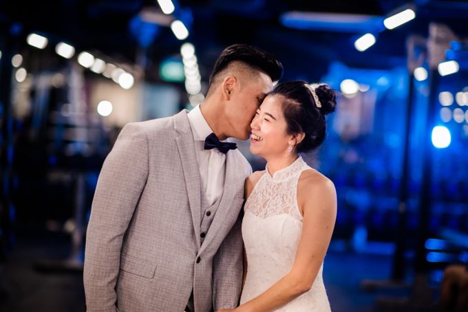Anytime Fitness Engagement Shoot Singapore by Daniel Sim Photography by The Gown Warehouse - 018 Anytime Fitness Engagement Shoot Singapore by Daniel Sim Photography by The Gown Warehouse - 018
