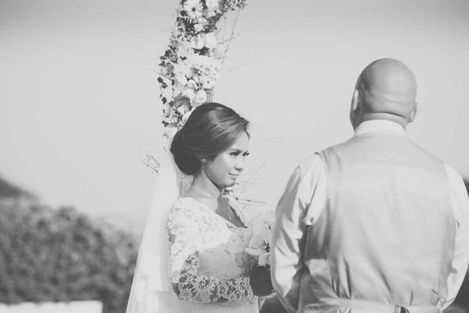 The Wedding of Claudia & Harold at Sinaran Surga Villa by Oliver Ken Photography - 016