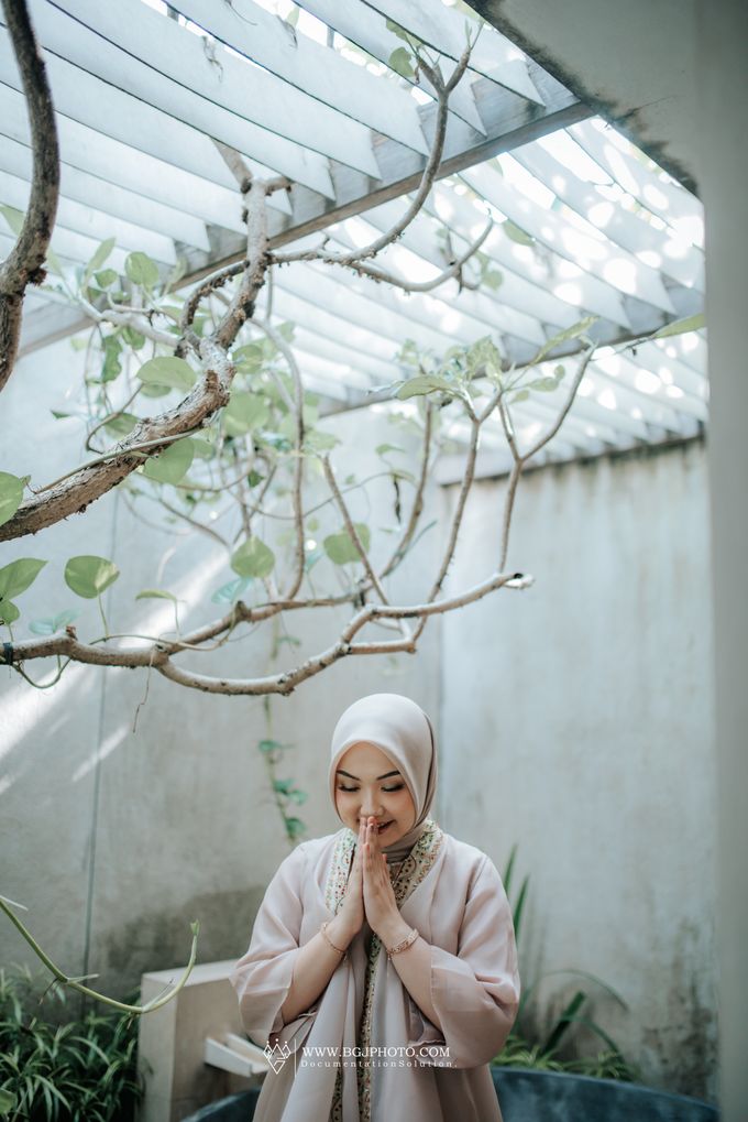 Engagement Indah & Hiro by Azila Villa - 008 Engagement Indah & Hiro by Azila Villa - 008