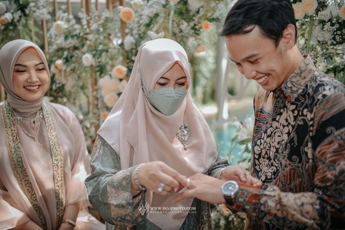 Engagement Indah & Hiro by Azila Villa - 015 Engagement Indah & Hiro by Azila Villa - 015